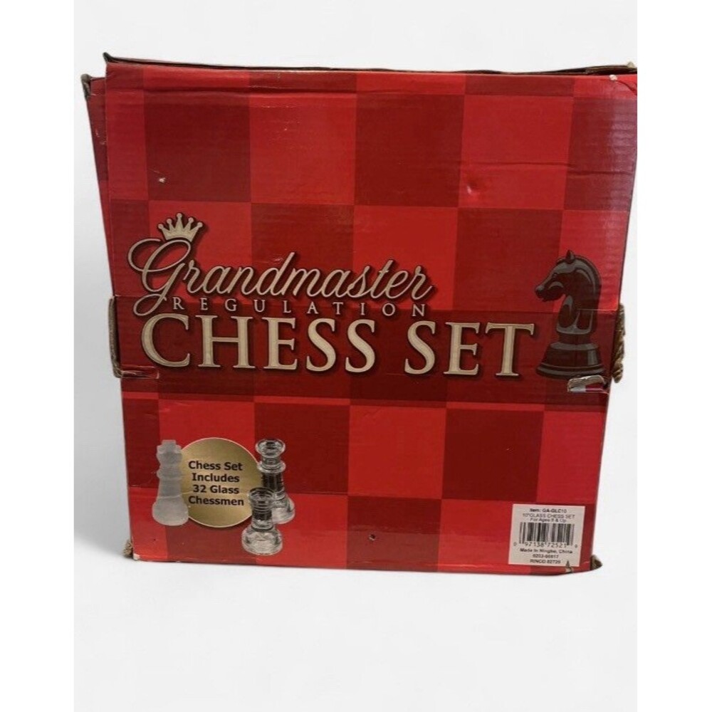 Grandmaster Regulation Chess Set - Picture 2 of 6